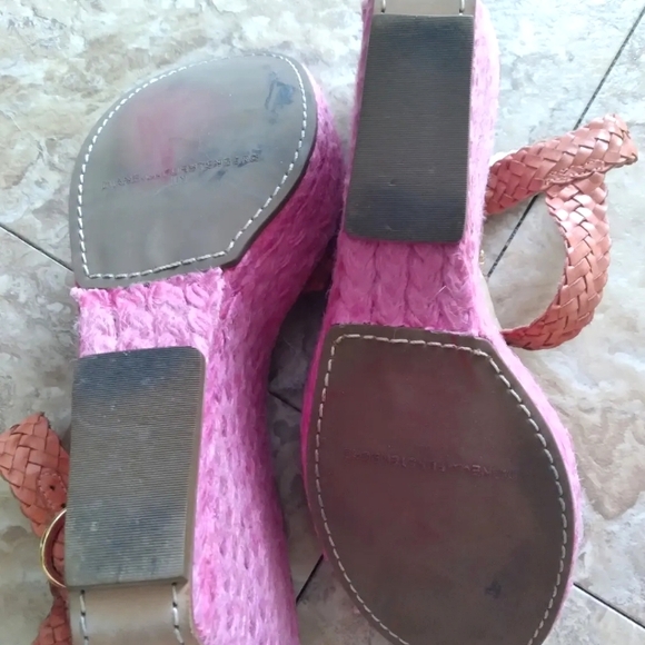 Diane Von Furstenberg pink & orange woven platform wedge sandals, size 11 - Picture 8 of 10